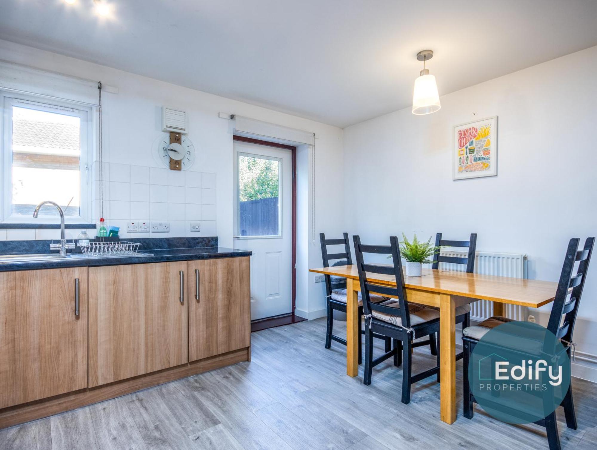 City Centre Townhouse, Sleeps 8, Free Parking سوثامبتون المظهر الخارجي الصورة